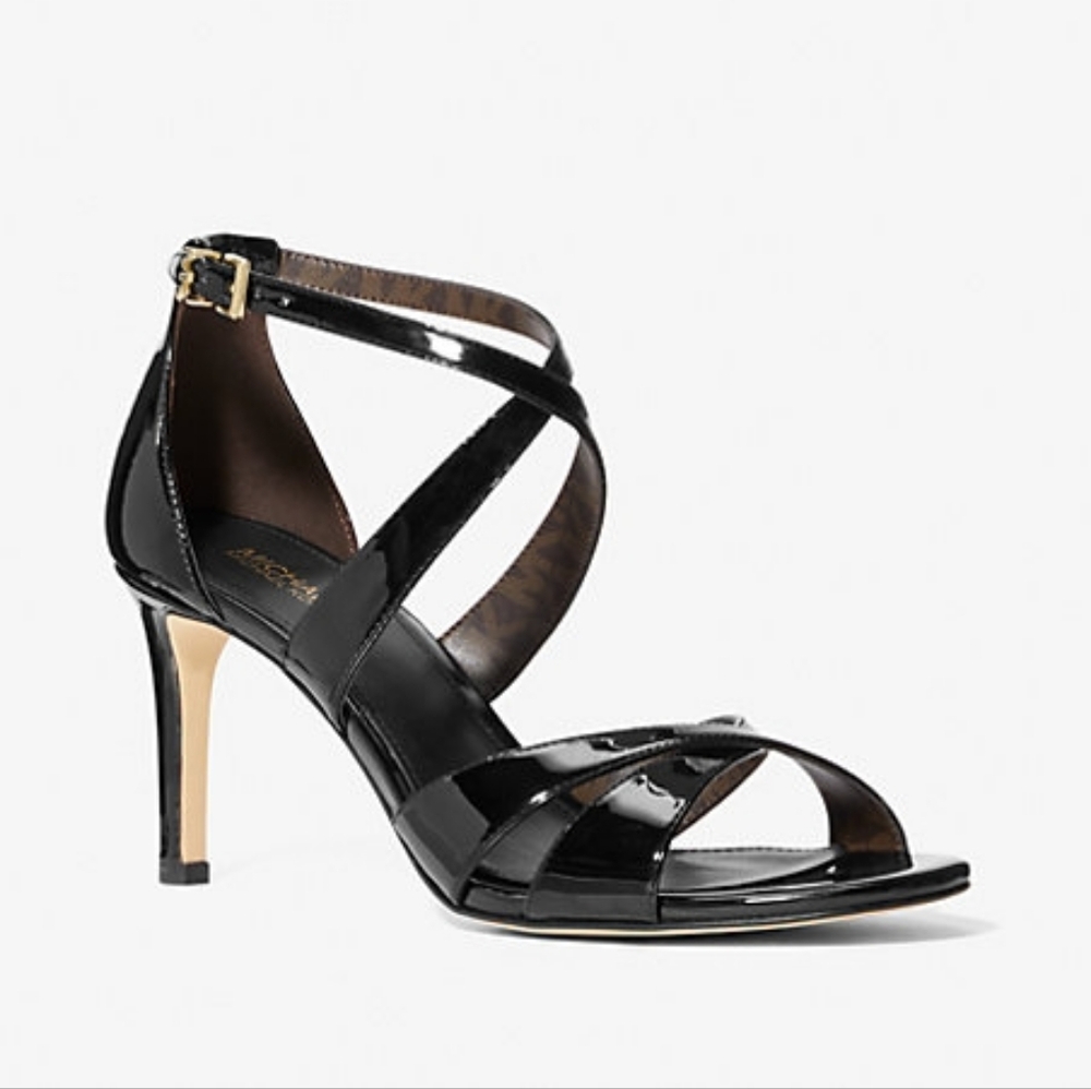 💥MICHAEL Michael Kors Kinsley Faux Patent Leather Sandal💥Size 10💥